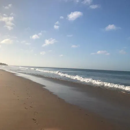 Atlantic Waves Carcavelos (Lisbon)