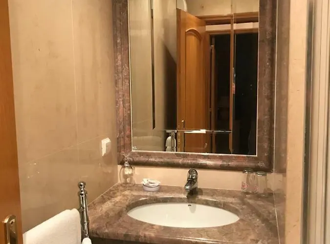 Atlantic Waves Pensión *